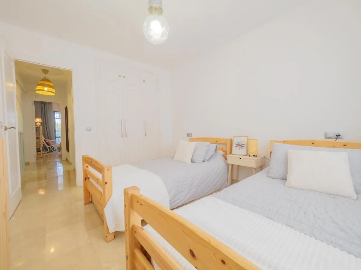 Cubo'S Apartamento Las Acacias Beach لا كالا ذي ميخاس