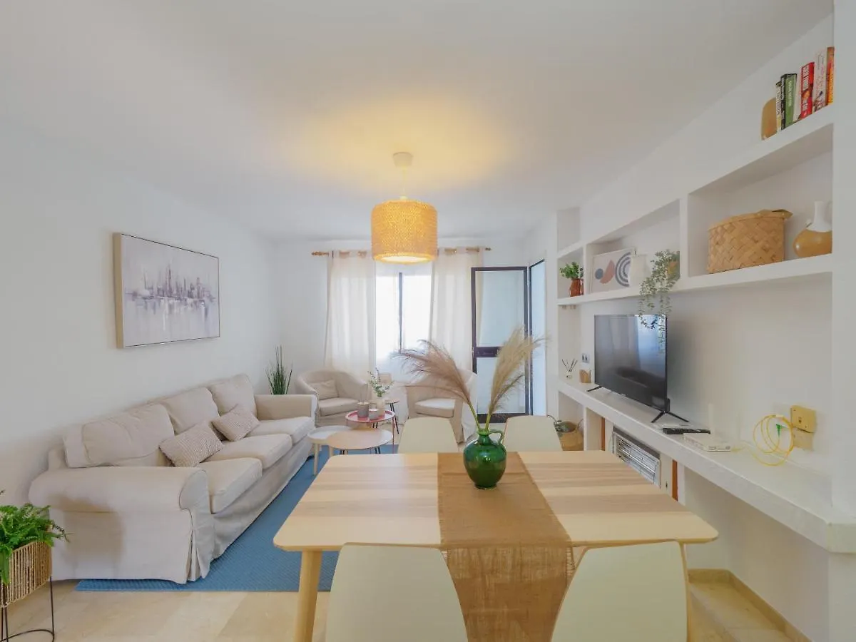 Cubo'S Apartamento Las Acacias Beach لا كالا ذي ميخاس 0*,  إسبانيا